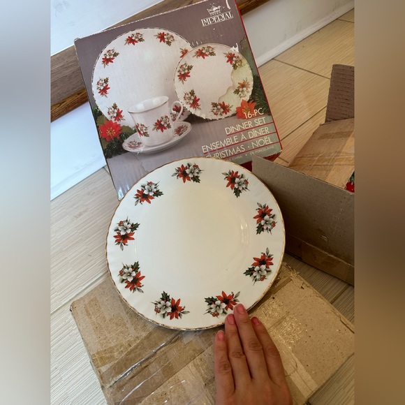 IMPERIAL Fine China Porcelain 16 Pieces - Picture 6 of 16